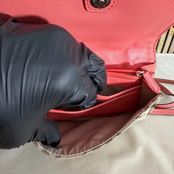🌸 COACH Tan and Pink 🌺 RARE signature coral salmon leather Crossbody Bag - Picture 7 of 10